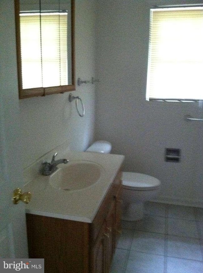 26327 Gibson Ln, Ruther Glen, VA 22546 - photo 7