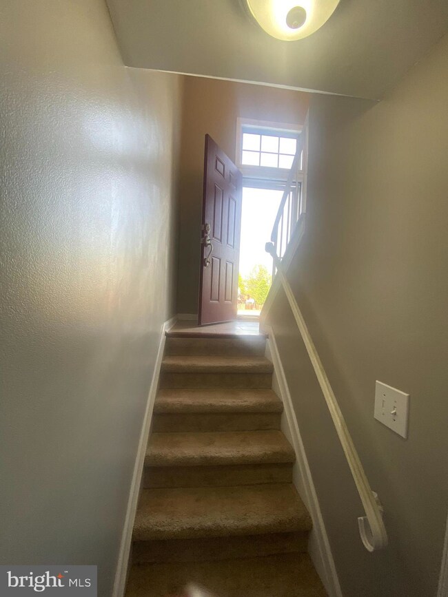 7837 Hidden Creek Way, Stoney Beach, MD 21226 - photo 2