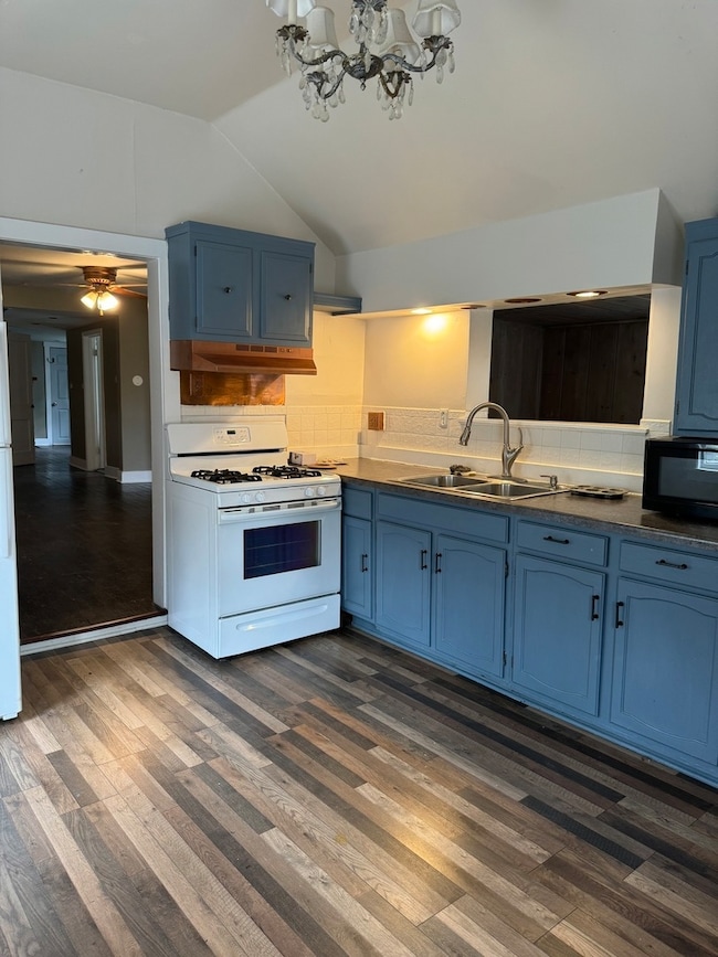 147 E Algonquin Rd, Barrington, IL 60010 - photo 6