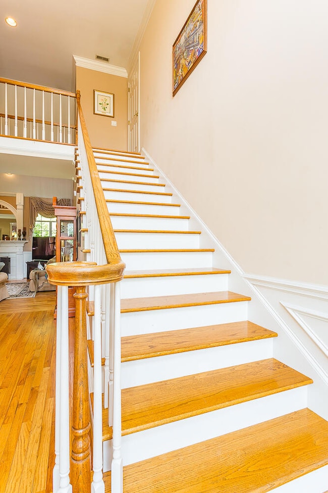 1409 Cambridge Point HD -40