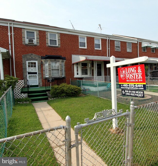 1025 Middlesex Rd, Essex, MD 21221 - photo 2