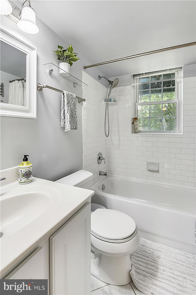 3057 S Buchanan St unit B1, Arlington, VA 22206 - photo 2