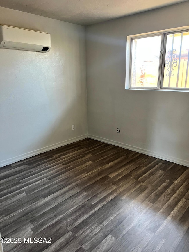 5653 E 28th St, Tucson, AZ 85711 - photo 7