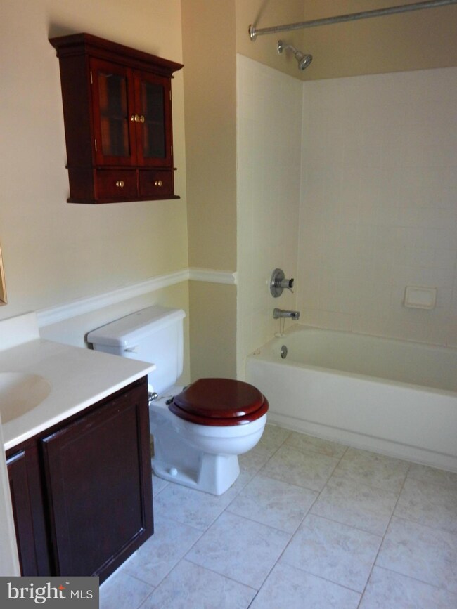 7 Parkwood Ct, Stafford, VA 22554 - photo 2