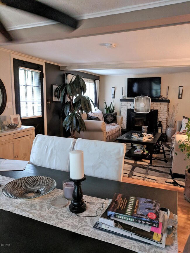 389 Wild Acres Dr, Dingmans Ferry, PA 18328 - photo 4