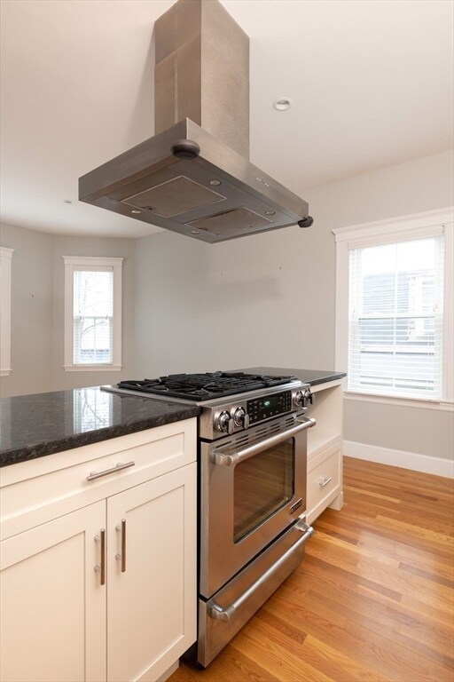 8 Rockingham St unit 1, Cambridge, MA 02139 - photo 5
