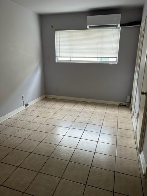 2509 Driscoll St unit 3, Houston, TX 77019 - photo 3