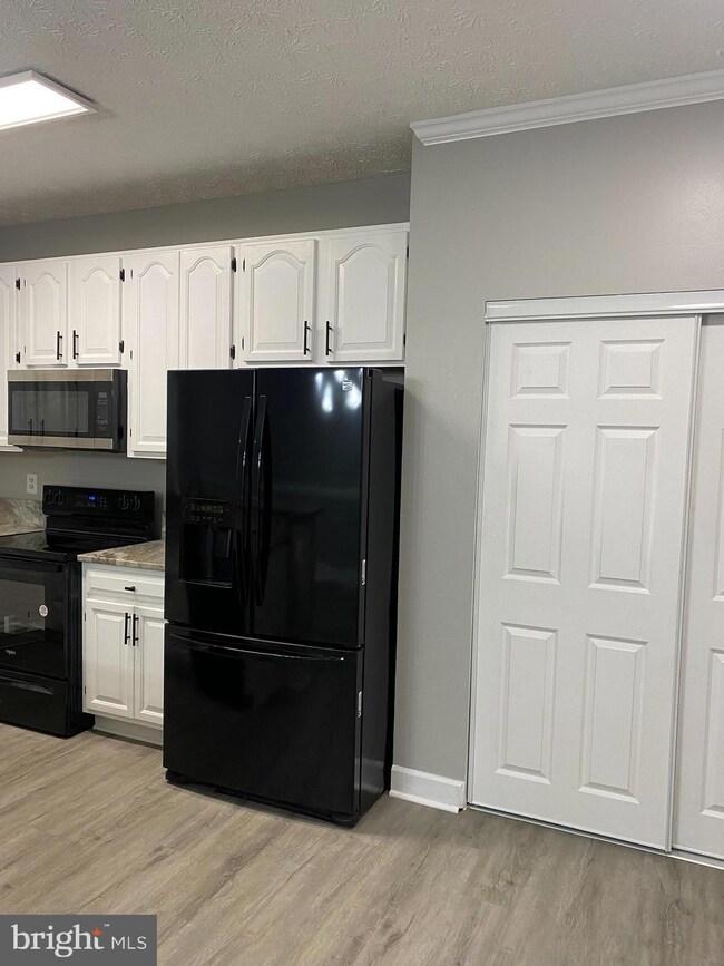 8300 Wades Way, Jessup, MD 20794 - photo 3