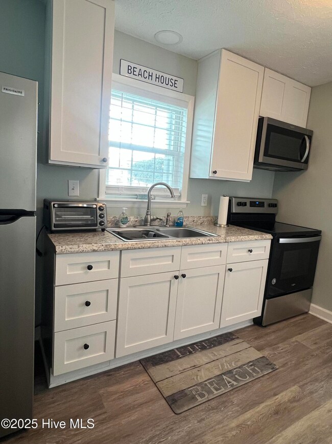 417 N Shore Dr, Surf City, NC 28445 - photo 6