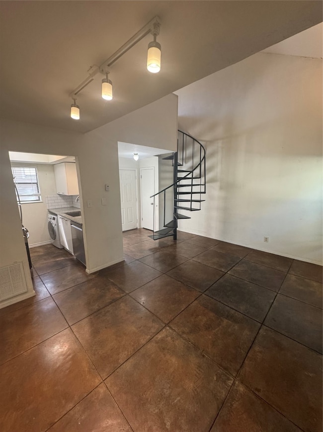 806 W Sycamore St unit 1, Denton, TX 76201 - photo 3