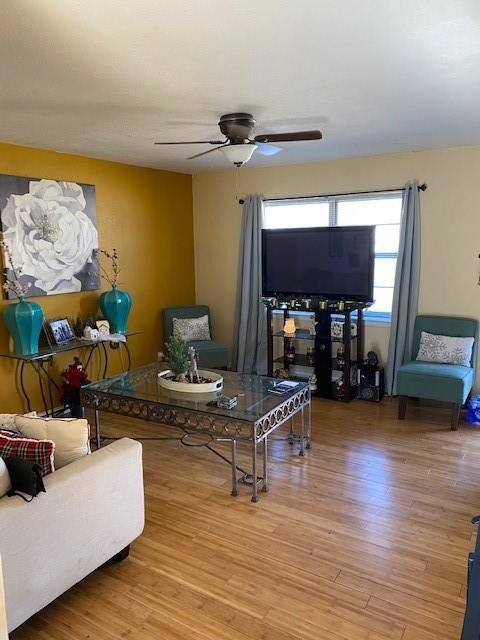 1500 Greenbrier Dr, Mesquite, TX 75149 - photo 2