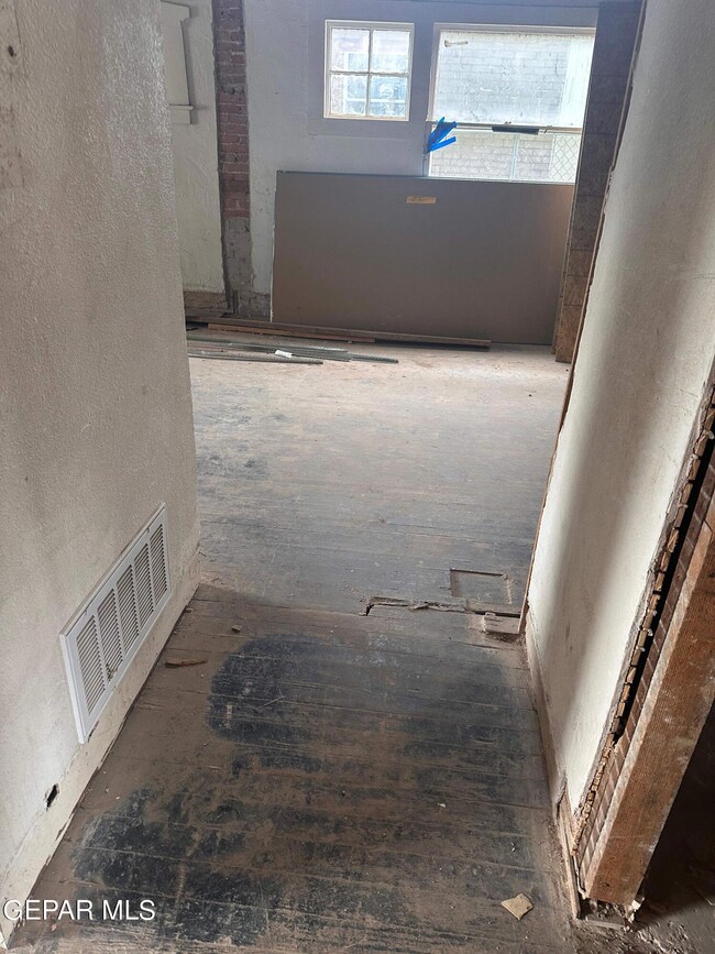 3825 Fort Blvd, El Paso, TX 79930 - photo 2