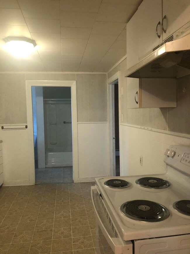 102 State St, Brewer, ME 04412 - photo 7