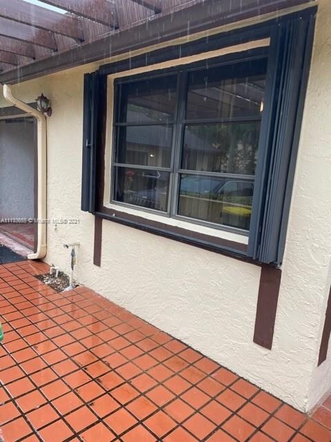 7269 Papaya Way, Tamarac, FL 33321 - photo 2