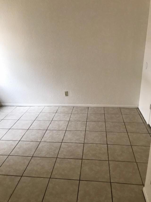 10532 Shannon Place, El Paso, TX 79925 - photo 7