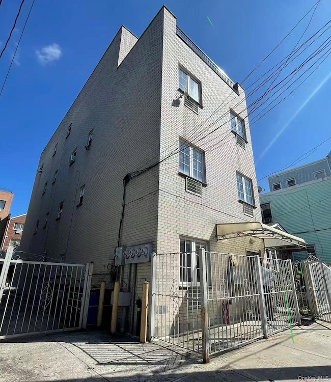 41-59 70th St unit 1A, Flushing, NY 11377 - photo 4