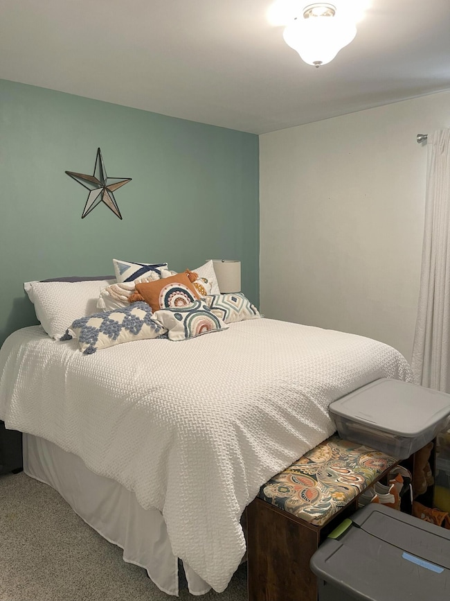 5260 Crossbow Cir unit 3D, Roanoke, VA 24018 - photo 2