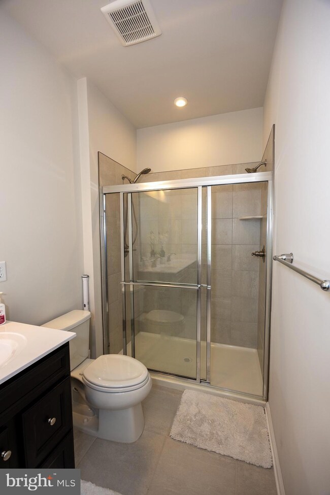 102 Roundstone Run, Swedesboro, NJ 08085 - photo 4