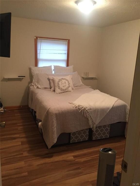 183 N 7th St unit A, Lehighton, PA 18235 - photo 3