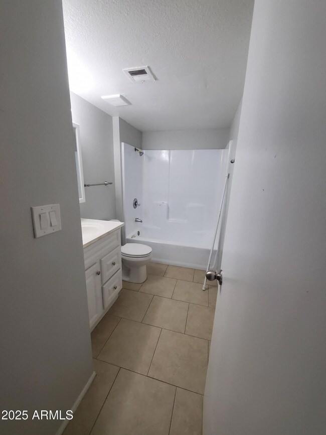 2645 E Harvard St unit 5, Phoenix, AZ 85008 - photo 7