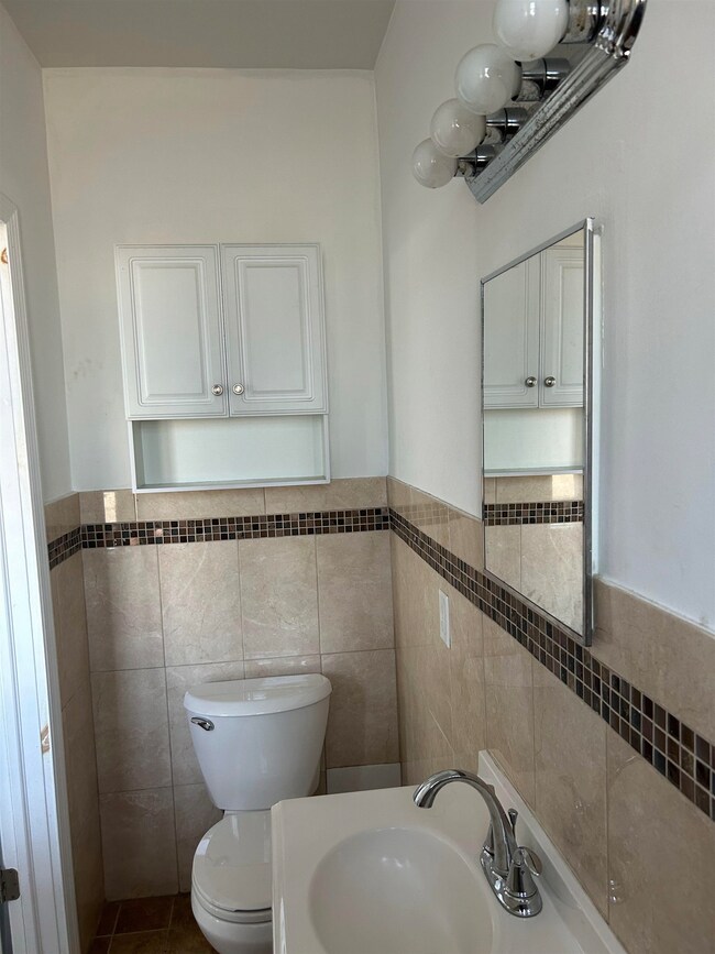 581 60th St unit 8, West New York, NJ 07093 - photo 7