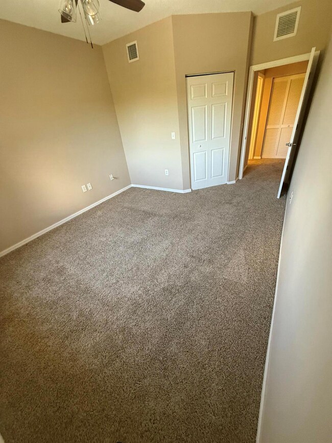 2730 Anzio Ct unit 306, Palm Beach Gardens, FL 33410 - photo 6