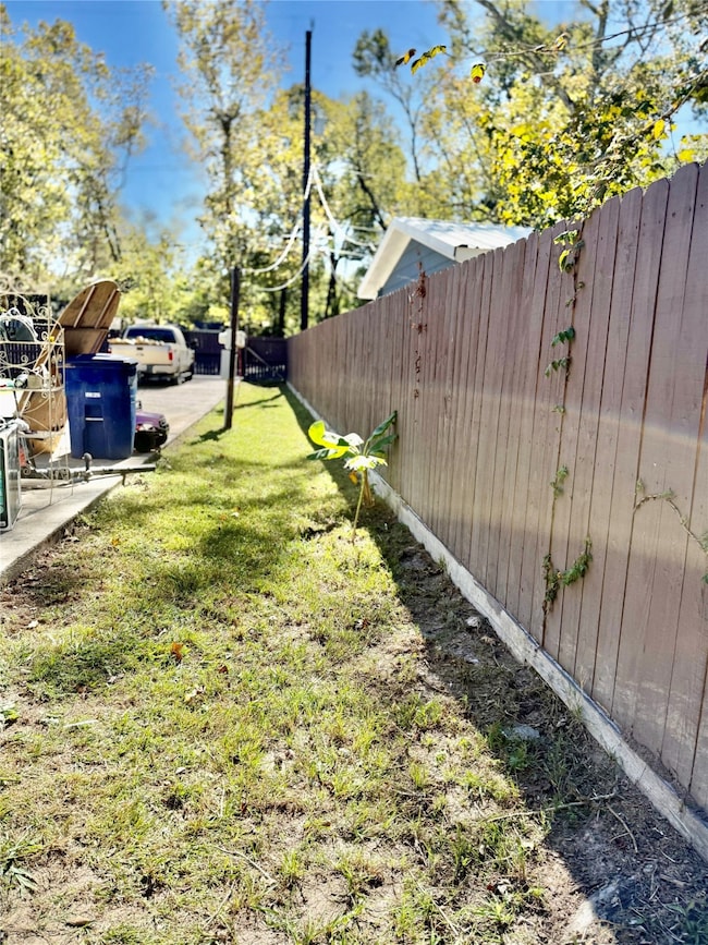 610 Elk Dr, Crosby, TX 77532 - photo 7