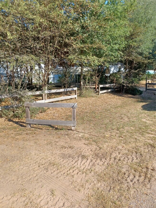 30503 Meadow Edge Dr, Magnolia, TX 77354 - photo 5