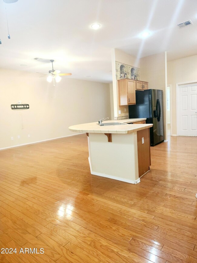 25 S Quinn Cir unit 31, Mesa, AZ 85206 - photo 5