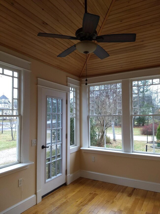 Sun porch.