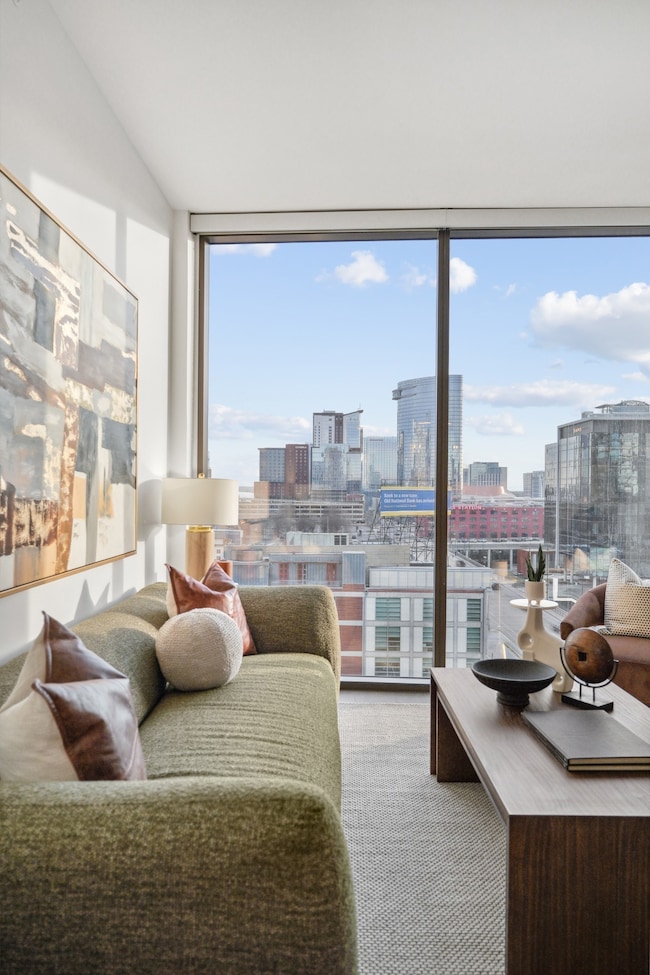 Pullman at Gulch Union unit A4 (T), Nashville, TN 37203 - photo 4