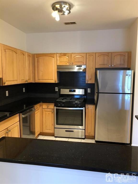 232 Lucy Ct, South Plainfield, NJ 07080 - photo 2