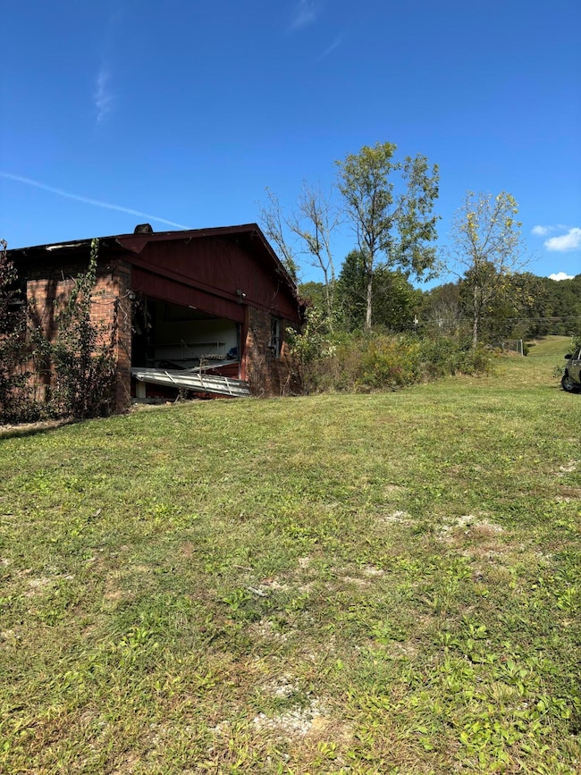 47 Old Farm Rd, Cannon, KY 40923 - photo 5