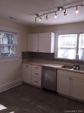 Kitchen Area 2