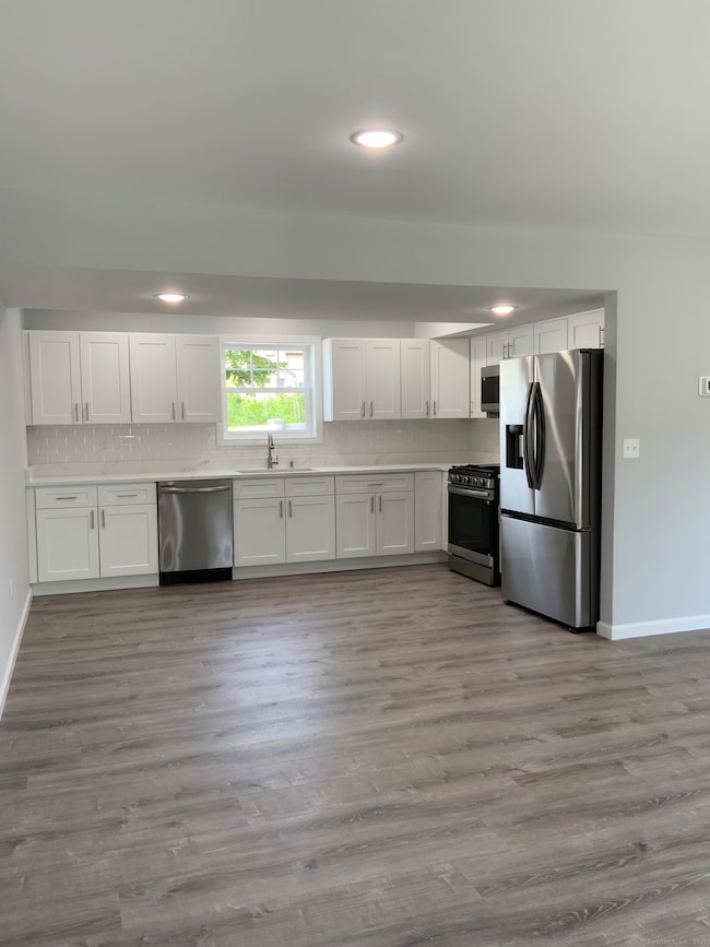 96 Collis St, West Haven, CT 06516 - photo 2