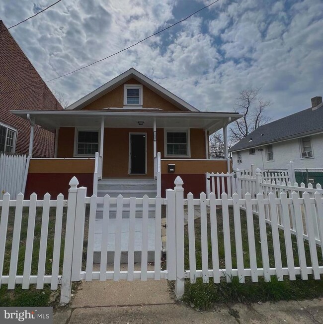 2825 N Congress Rd, Camden, NJ 08104 - photo 2