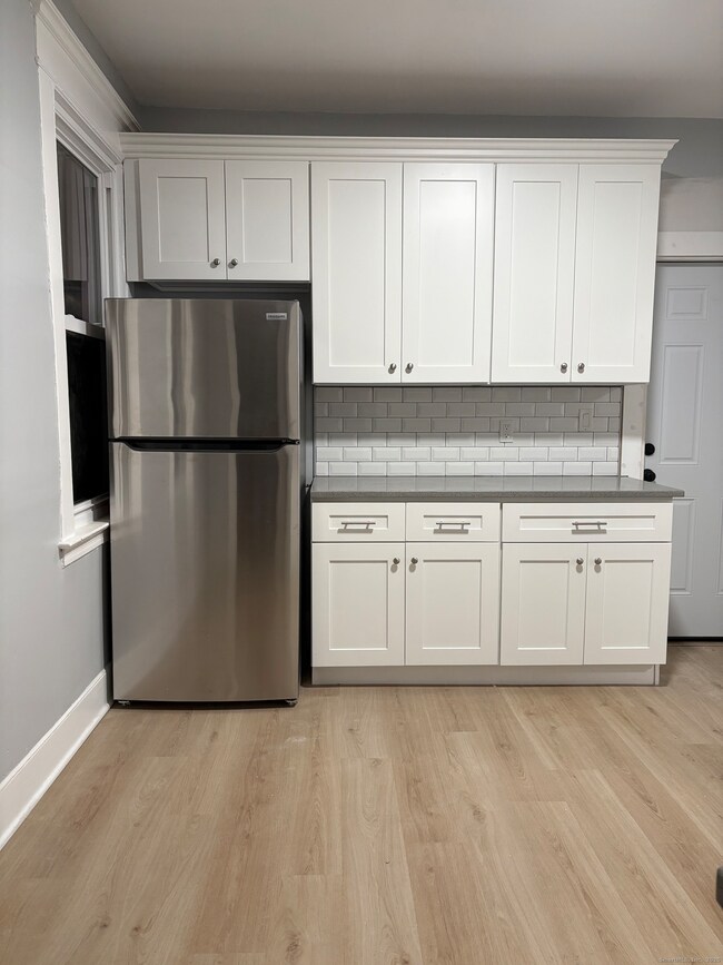 72 4th St unit 1, New Haven, CT 06519 - photo 7