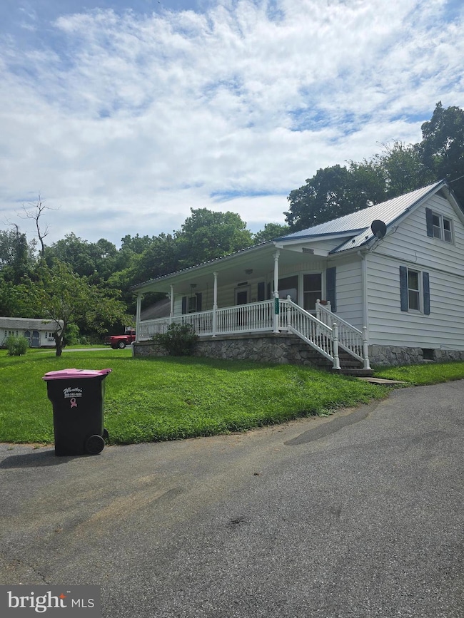 25217 Elhuff Ct, Cascade, MD 21719 - photo 3