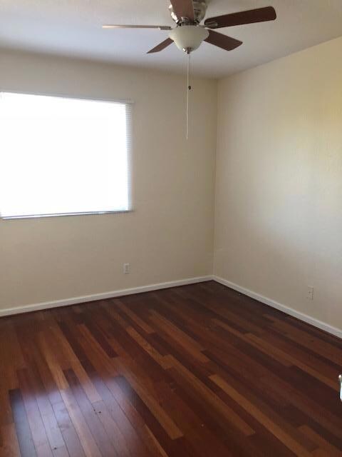 2027 Oakhurst Way, Riviera Beach, FL 33404 - photo 7