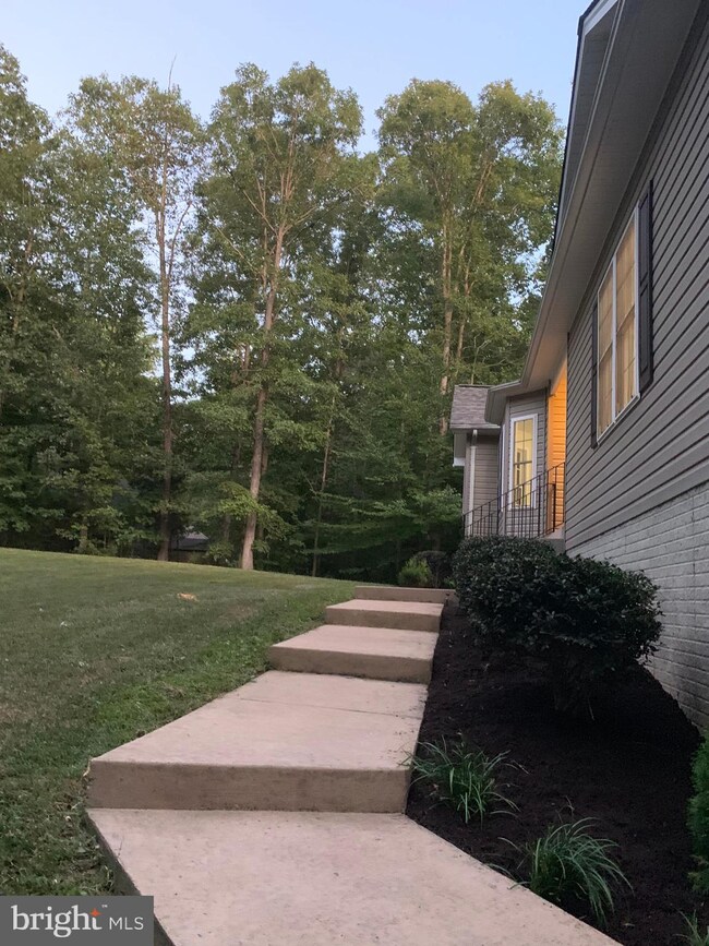 10500 Springwood Dr, Spotsylvania, VA 22553 - photo 2