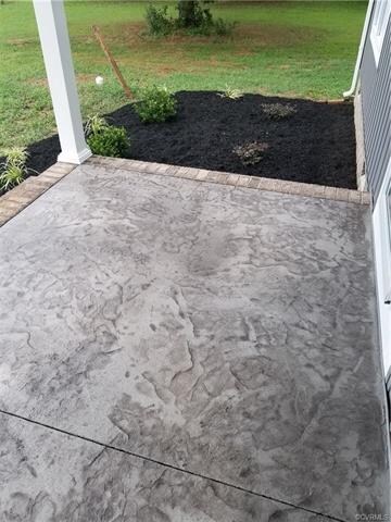 18720 Templeton Rd, Disputanta, VA 23842 - photo 7