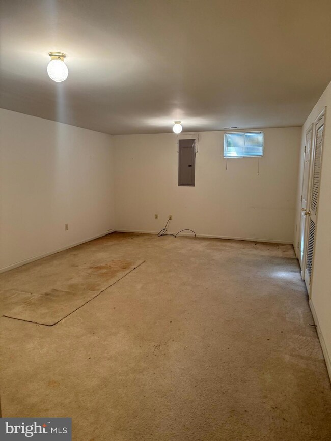 402 Fair Oaks Ave, Stafford, VA 22554 - photo 3