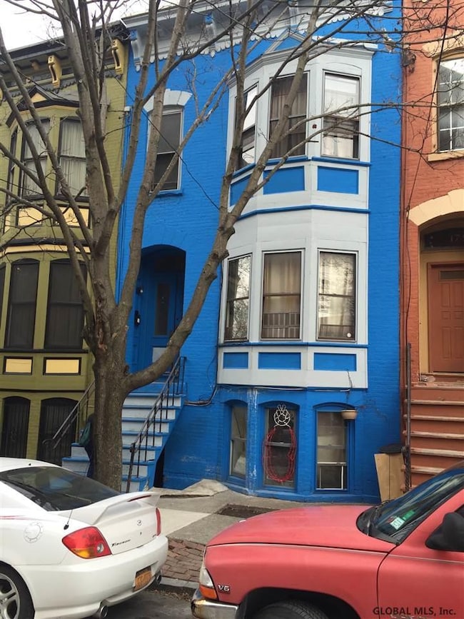 181 Elk St, Albany, NY 12210 - photo 2