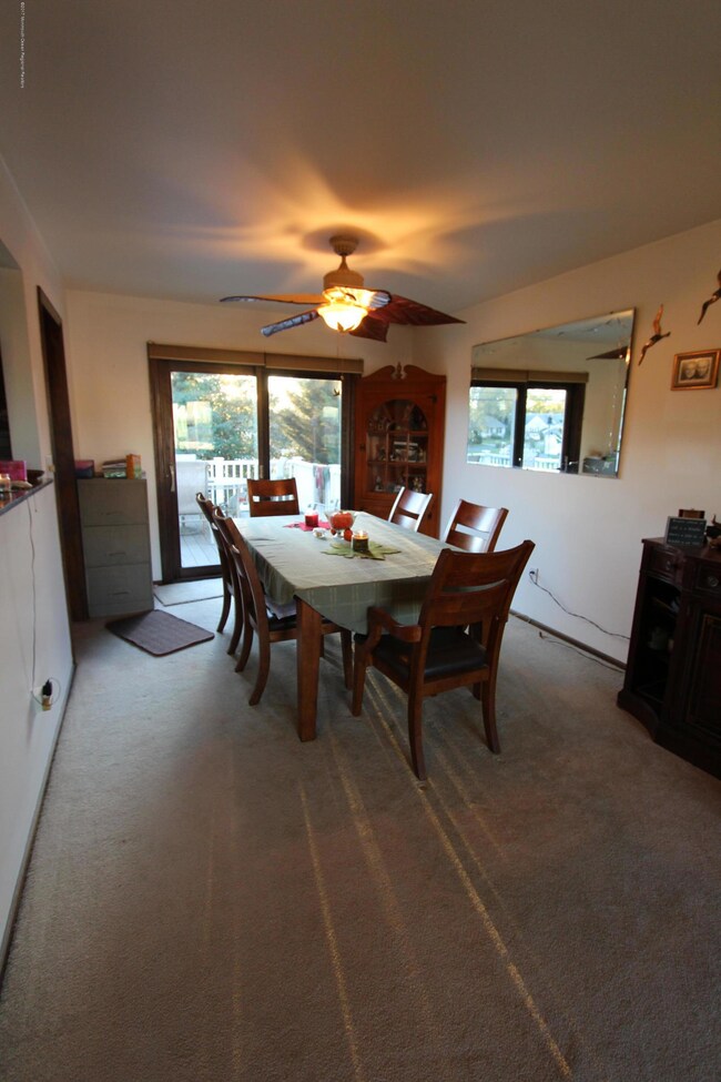 3800 River Rd (16)