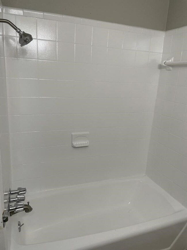 1631 Northwood St, Houston, TX 77009 - photo 6