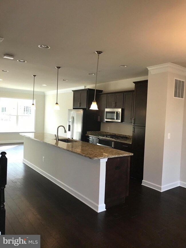 3047 Saint Josephs Dr, Upper Marlboro, MD 20774 - photo 2