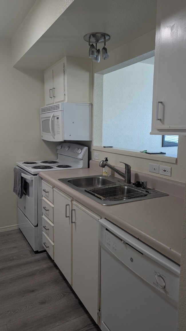 2210 Miguel Chavez Rd unit 1423, Santa Fe, NM 87505 - photo 4