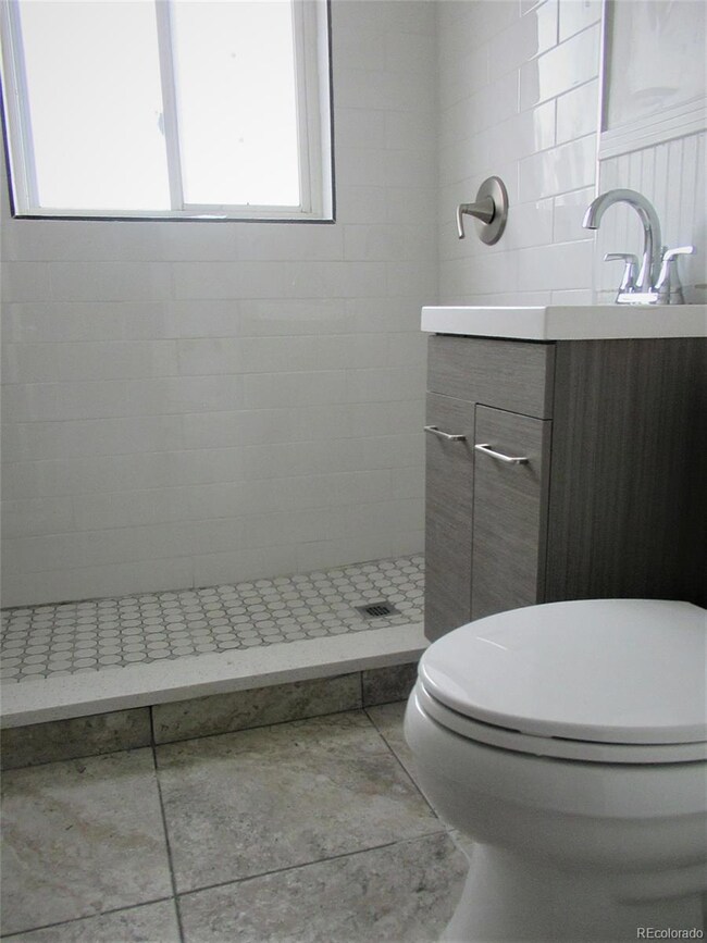 1990 Kenton St, Aurora, CO 80010 - photo 6