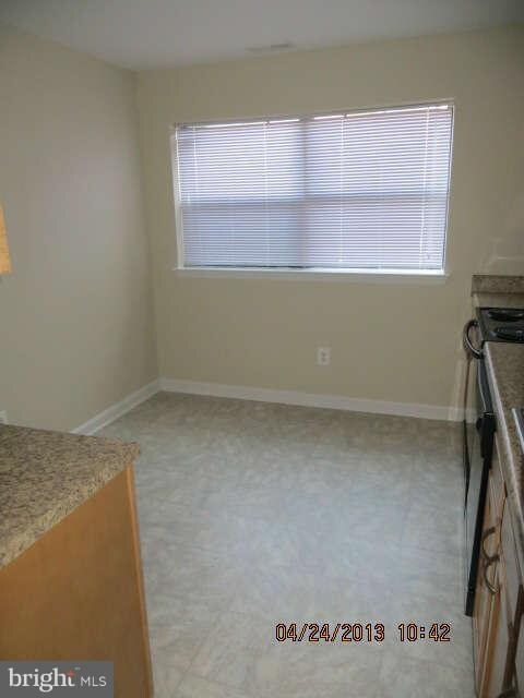 12 Juliet Ln unit 104, Nottingham, MD 21236 - photo 7