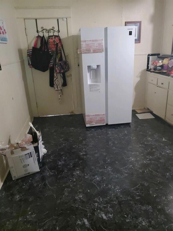 1406 Truelove St, Gainesville, TX 76240 - photo 4